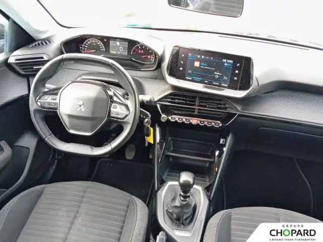 Peugeot 208 puretech 100 s&amp;s bvm6 — photo 2