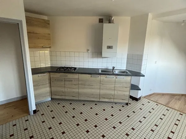 T3 60 m² - Guingamp centre-ville - 600 CC