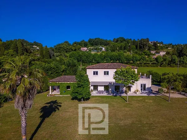 Maison de luxe 5 pièces 250 m²