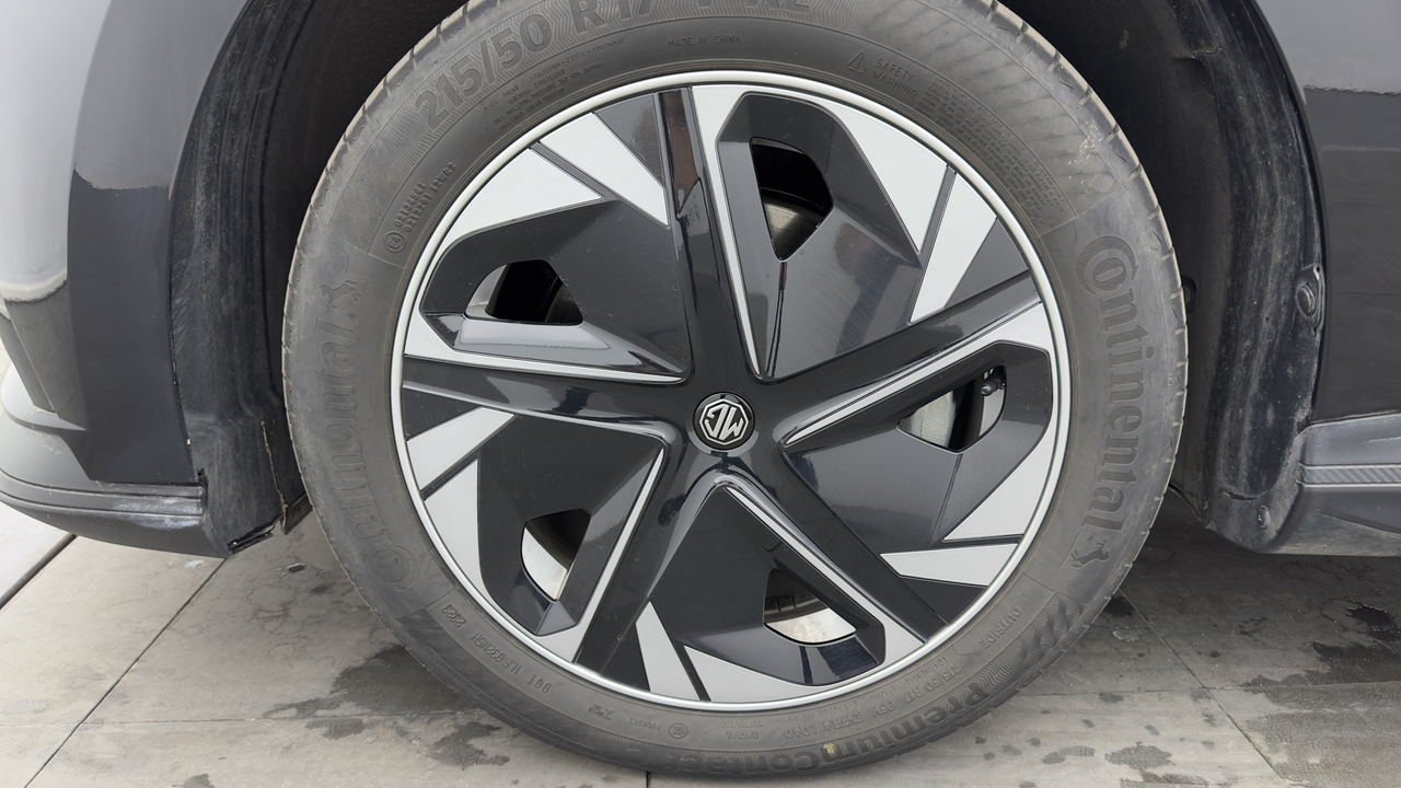 MG4 Electric 51kWh - 125 kW 2WD — photo 9