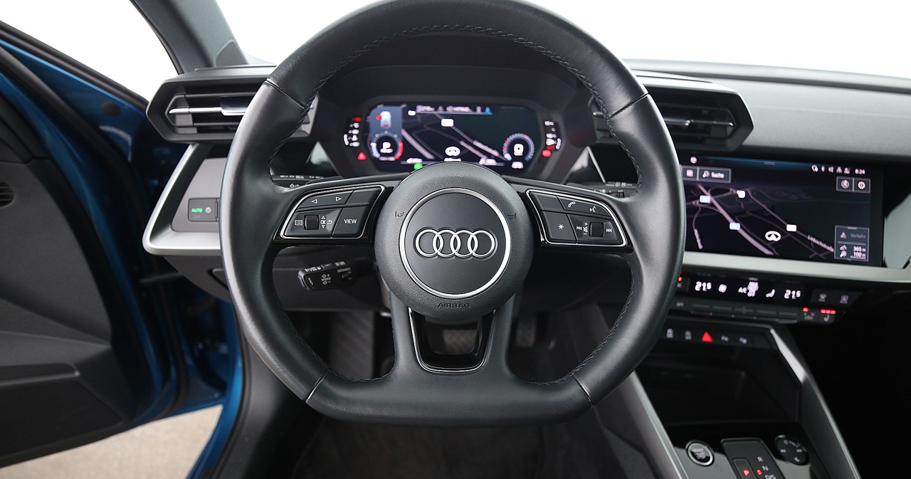 Audi A3 Sportback — photo 28