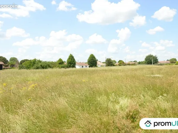 Terrain 702 m² Sainte Livrade Sur Lot