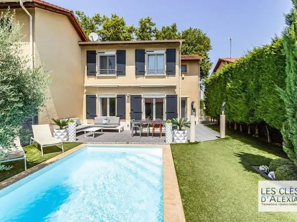 Maison 5 pièces 106 m²