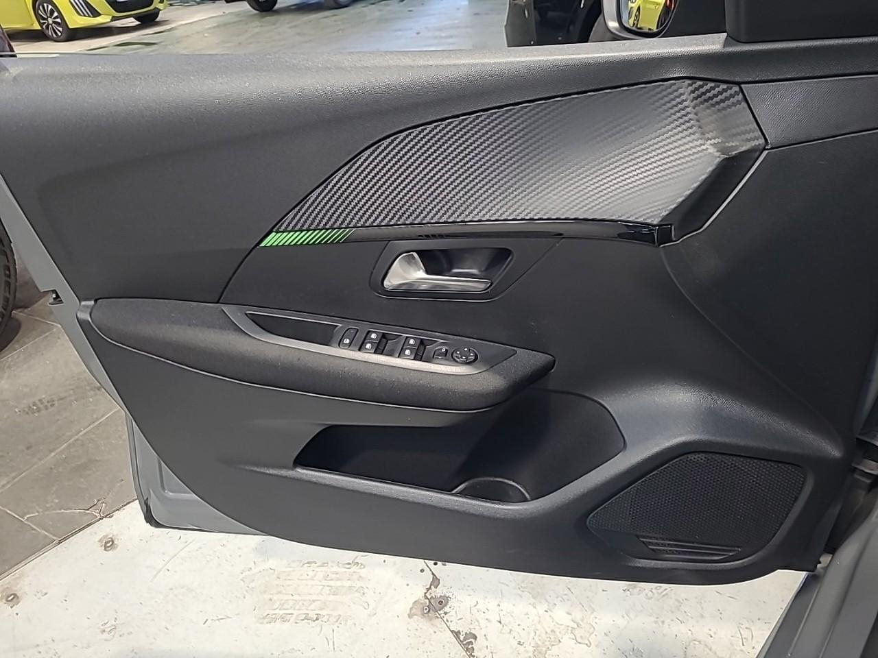 Peugeot 208 puretech 75 s&s bvm5 active — photo 24