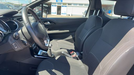 DS DS3 1.2 PureTech 82 - Be Chic – 2017 – 104295 km – Essence – Boîte Manuelle — photo 7