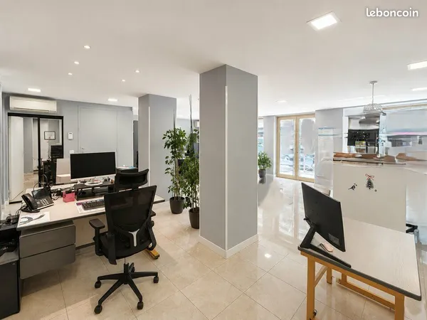 LOCAL COMMERCIAL 96 m² CAGNES SUR MER