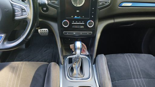 Renault Megane Estate 1.6 dCi 163 EDC6 - GT – 2017 – 144000 km – Diesel – Boîte Automatique — photo 26