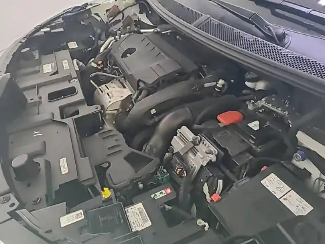 Citroën C5 Aircross hybride rechargeable 225 s&amp;s e-eat8 — photo 18