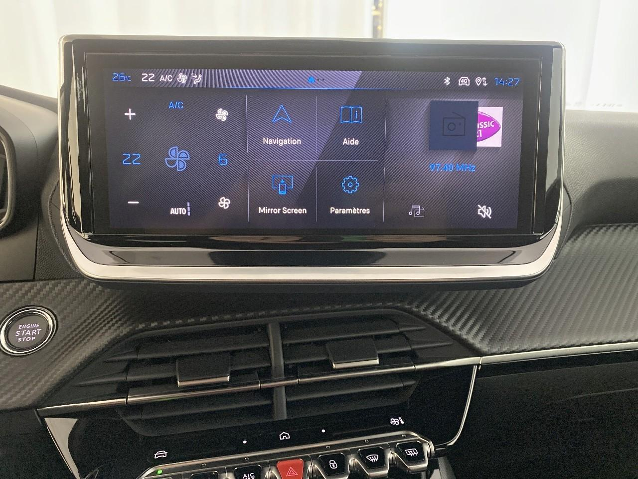 Peugeot 2008 hybrid 145 ch e-dcs6 allure — photo 14