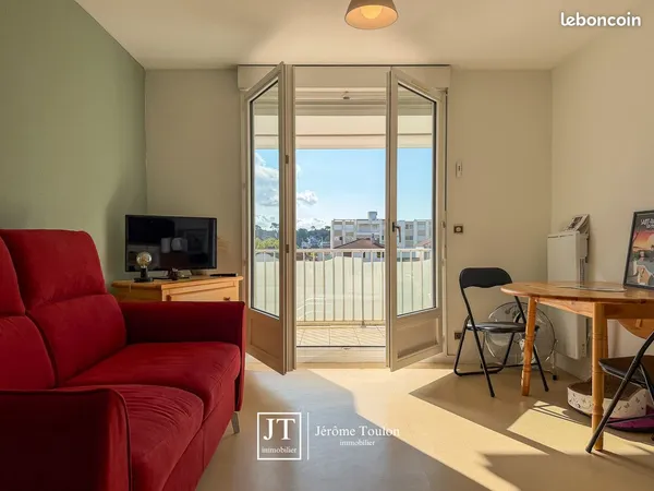 Studio 1 pièce 21 m²