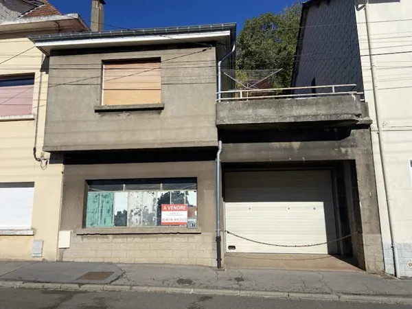 Parking/Garage/Box 100 m²