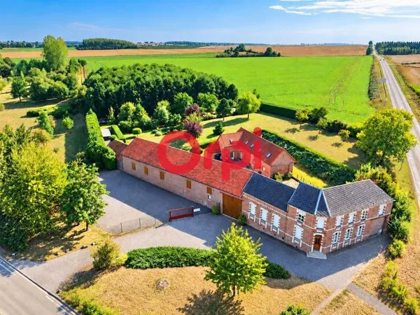 ⭕️Dans votre agence ORPI Albert, HEDAUVILLE - 20 pièces 590m²Ensemble immobilier, 4 logements