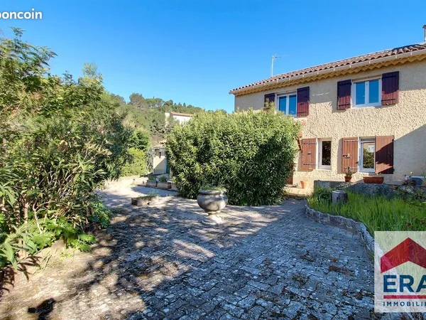 Maison 7 pièces 153 m²