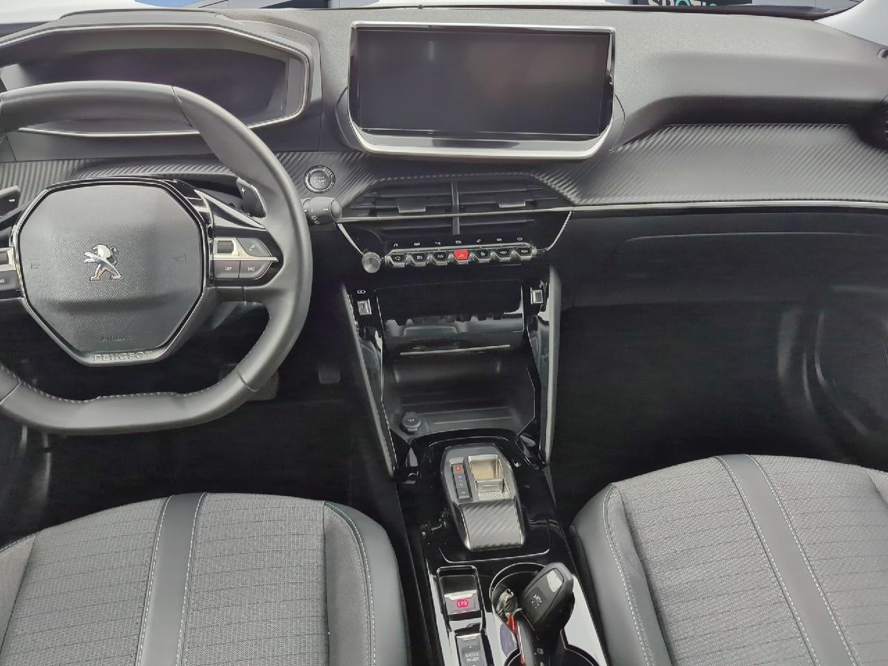 Peugeot 2008 puretech 130 s&s eat8 allure pack — photo 8