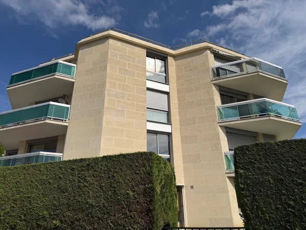 Boutique 93 m²