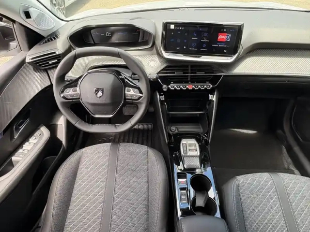 Peugeot 208 electrique 156ch 54 kwh — photo 16