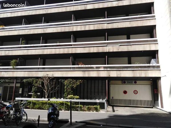 Location parking 33-35 rue de Chazelles 75017 PARIS