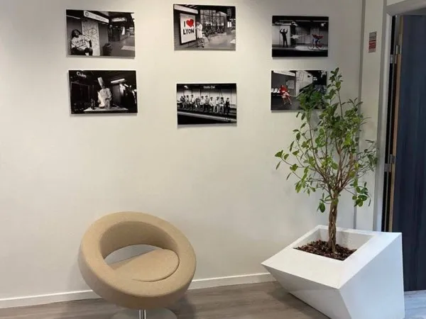 Bureau 80 m²