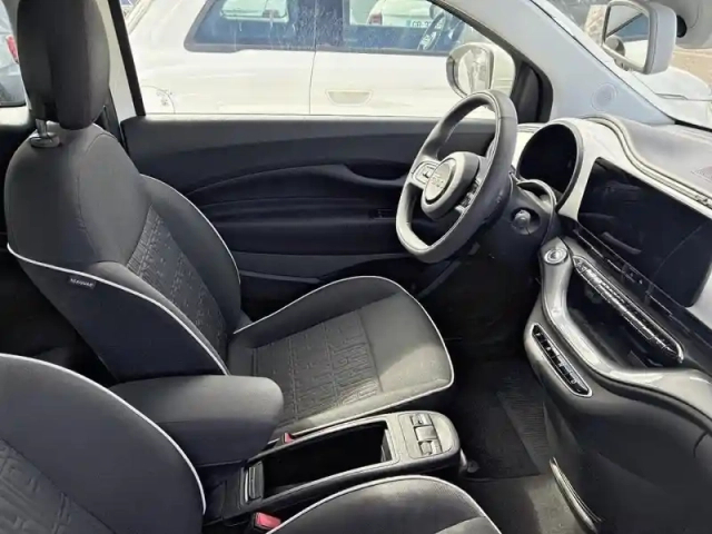 Fiat 500 e 118ch pack confort &amp; style my23 — photo 12