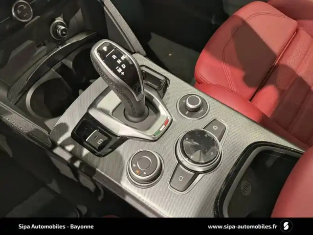 Alfa Romeo Stelvio 2.2 160 ch at8 — photo 25