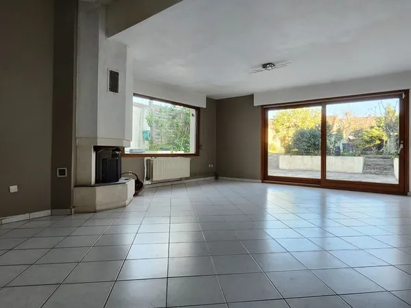 Maison 6 pièces 157 m²