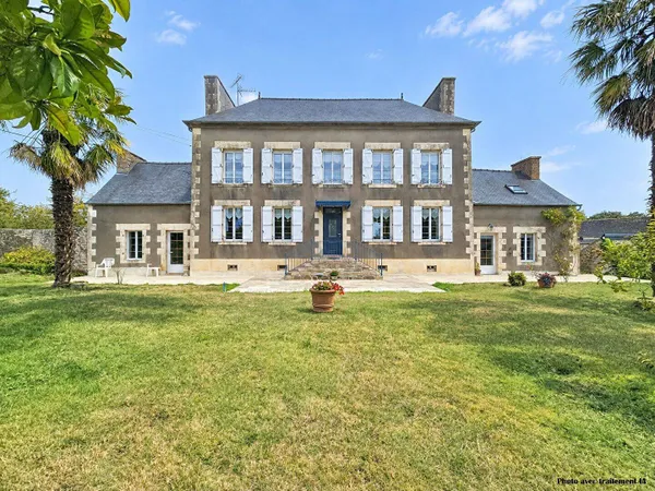 Maison 9 pièces 180 m²