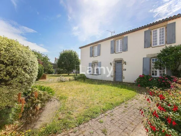 Maison 200 m²