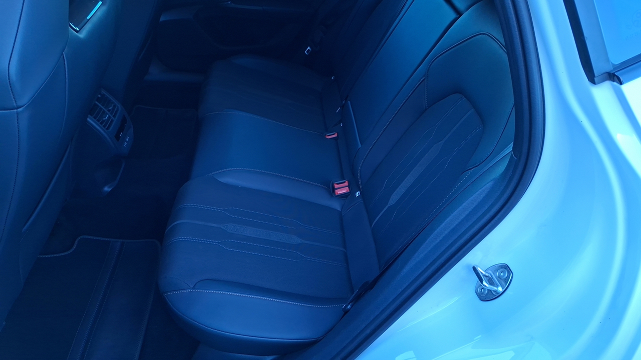 Cupra Formentor 1.4 e-HYBRID 204 ch DSG6 — photo 32