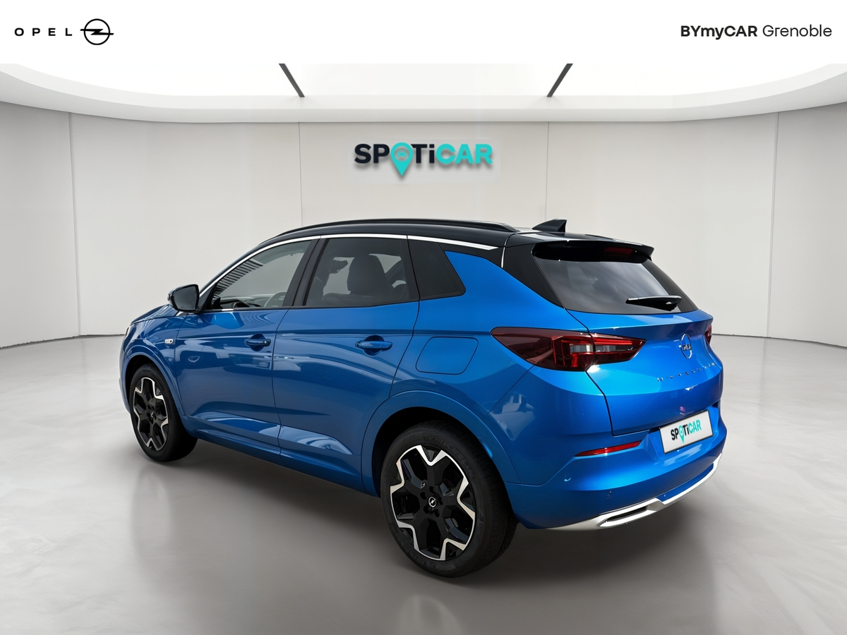 Opel Grandland Hybrid4 300 ch AWD BVA8 — photo 3