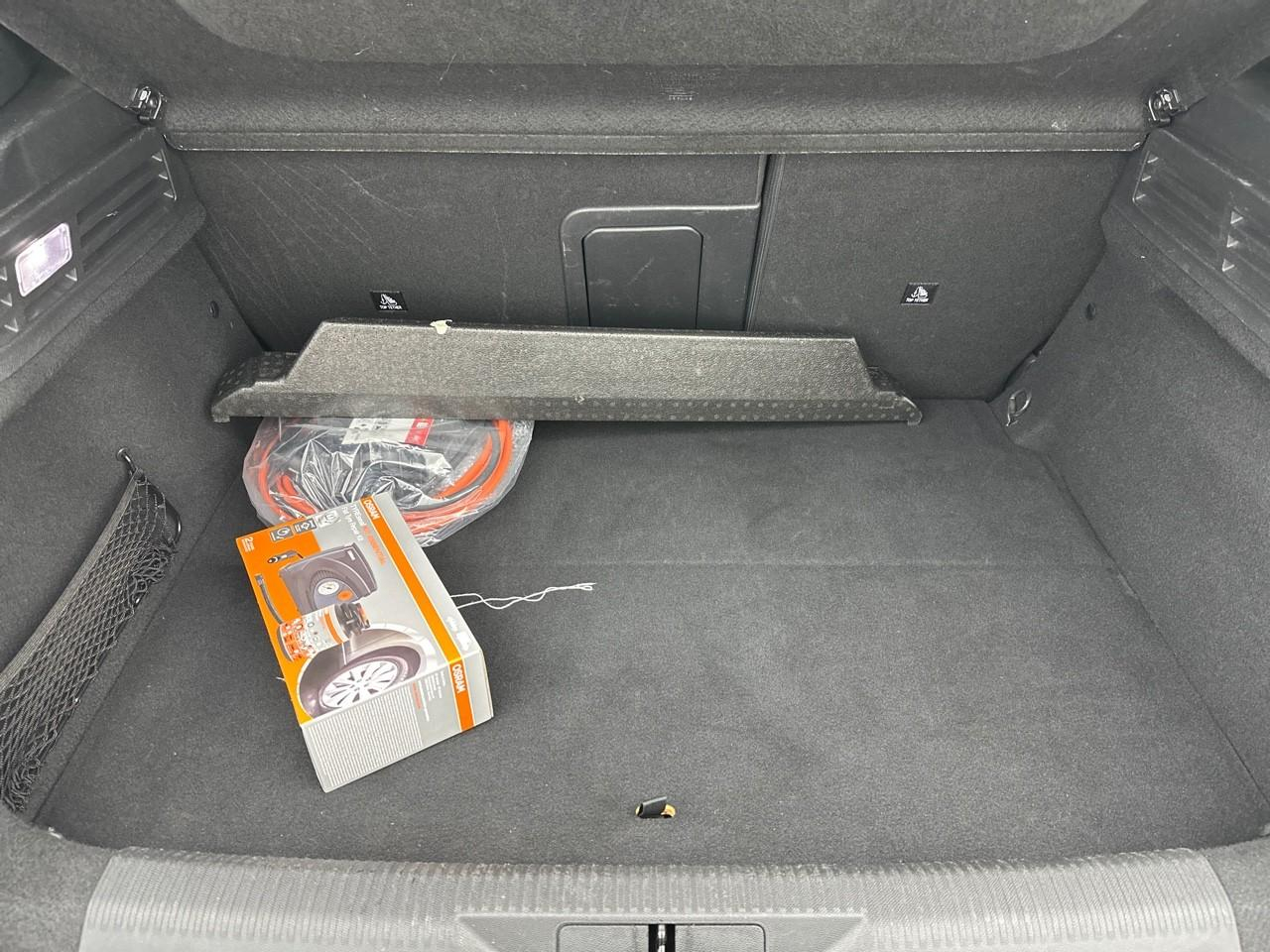 Peugeot 308 phev 180 e-eat8 allure pack — photo 6