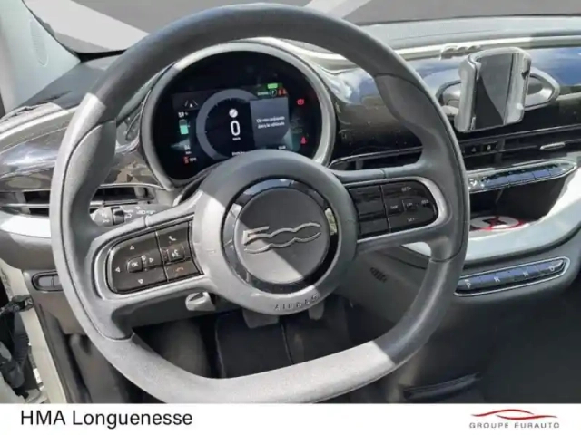 Fiat 500 e 95ch action — photo 9