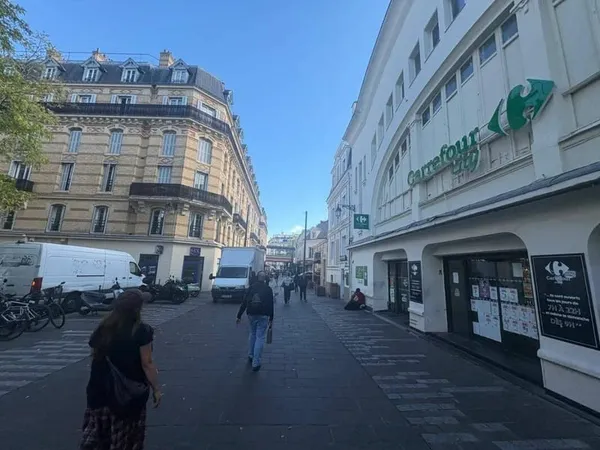 Local commercial 170 m²