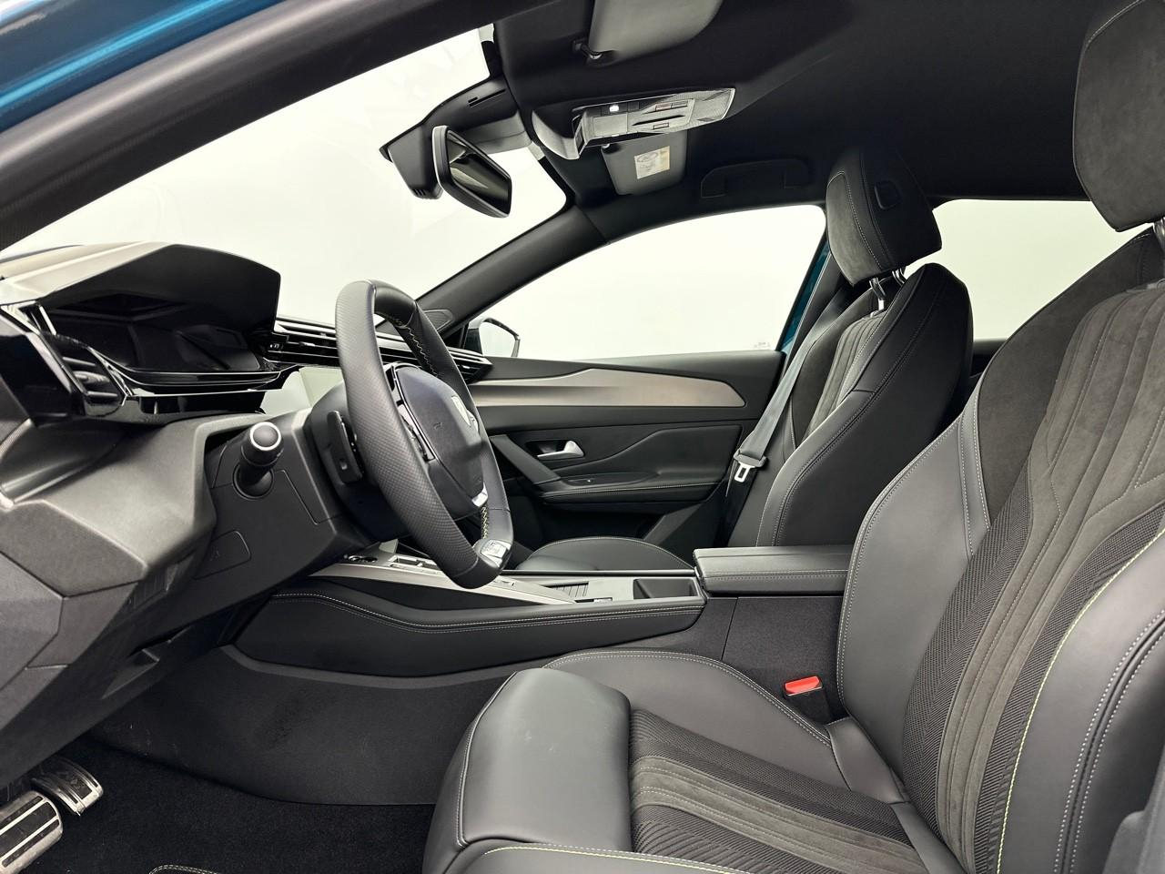 Peugeot 408 hybrid 145 e-dcs6 gt — photo 10