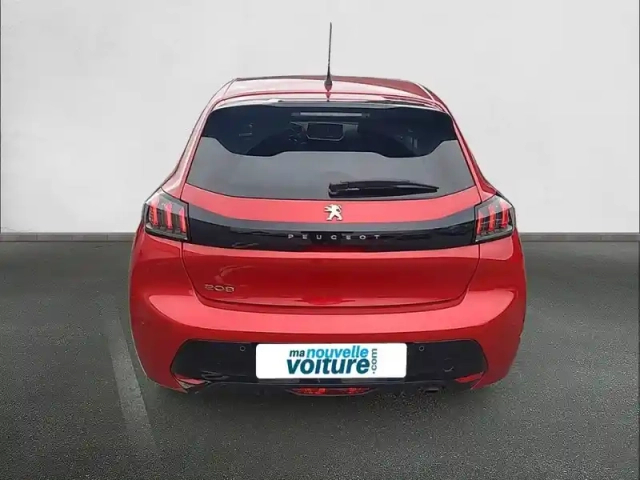 Peugeot 208 puretech 100 s&amp;s eat8 — photo 5