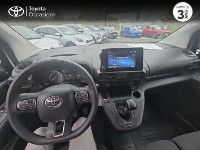 Toyota Proace city medium 110 vvt-i dynamic mc23 — photo 8