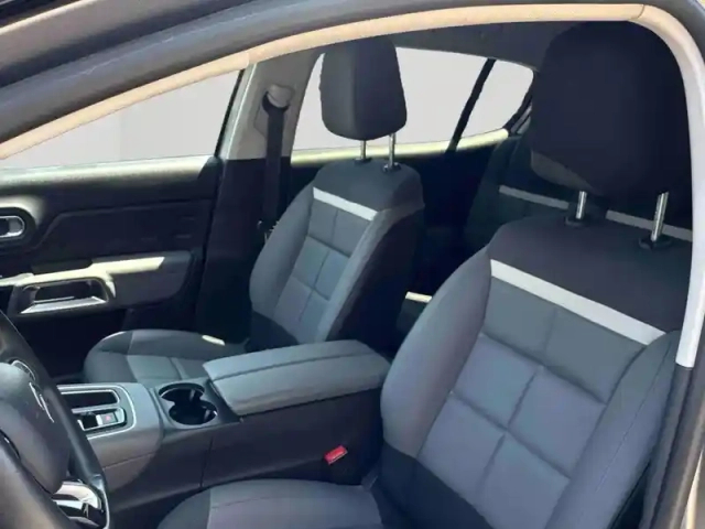 Citroën C5 Aircross hybrid rechargeable 225ch shine ë-eat8 — photo 11