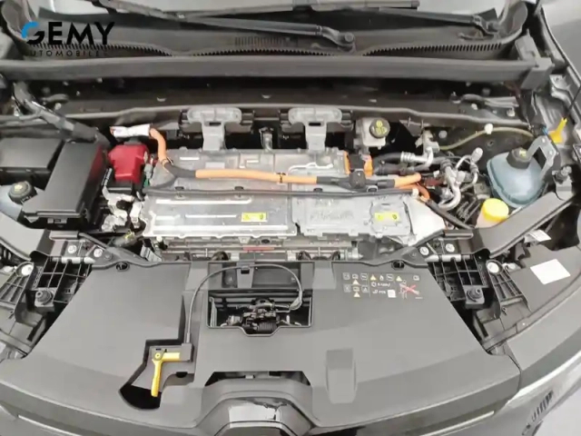 Renault Megane e-tech ev60 220 ch optimum charge — photo 27