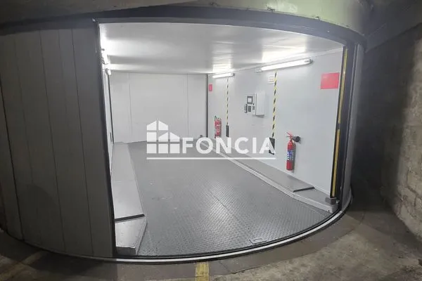 Parking 18 m²