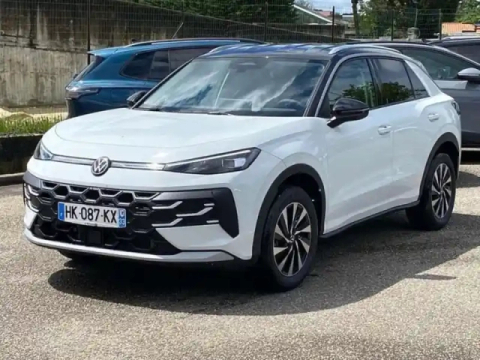 Volkswagen T-Roc nouveau nf 1.5 etsi hybrid 150ch d