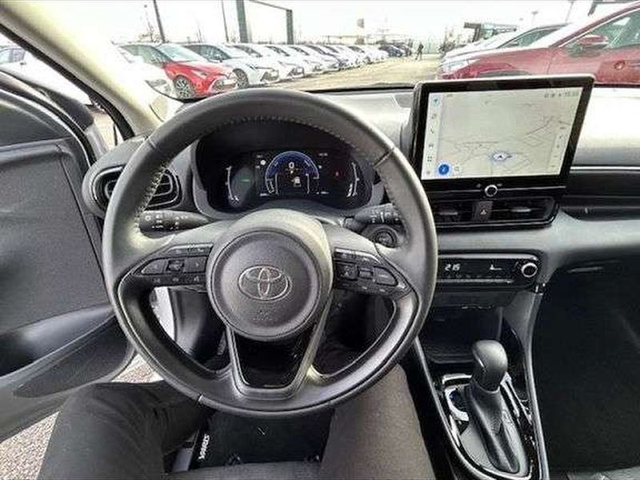 Toyota YARIS Toyota Yaris 116h Design 5p MC24