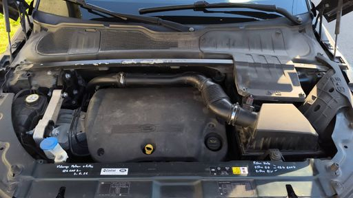 Land Rover Range Rover Evoque 2.2 TD4 150 - Prestige – 2015 – 125719 km – Diesel – Boîte Manuelle — photo 32