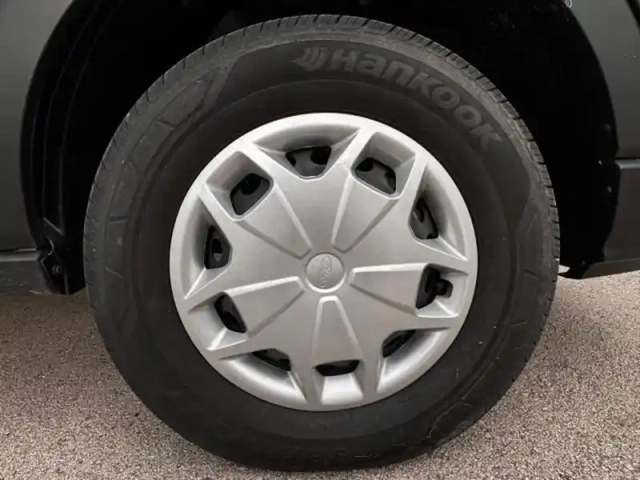 Ford Transit 2t fg pe 350 l3h2 135 kw batterie 75/68 kwh trend business — photo 8