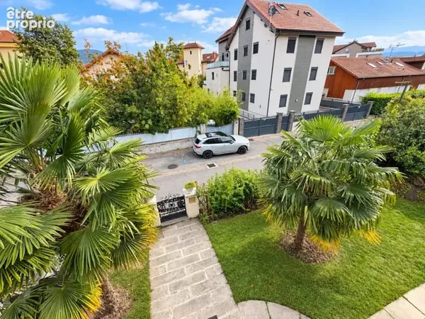 Exclusivité ville-la-grand appartement de 87 m2 avec cachet, garage et extérieur
