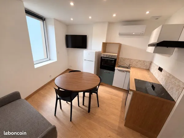 T2 de 22m2, tout équipé, Clim, Calme, Centre-ville