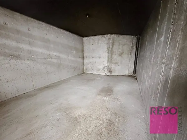 Parking 13 m²