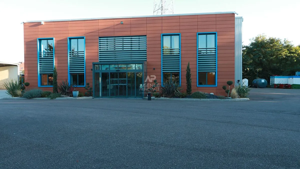 Photo 2