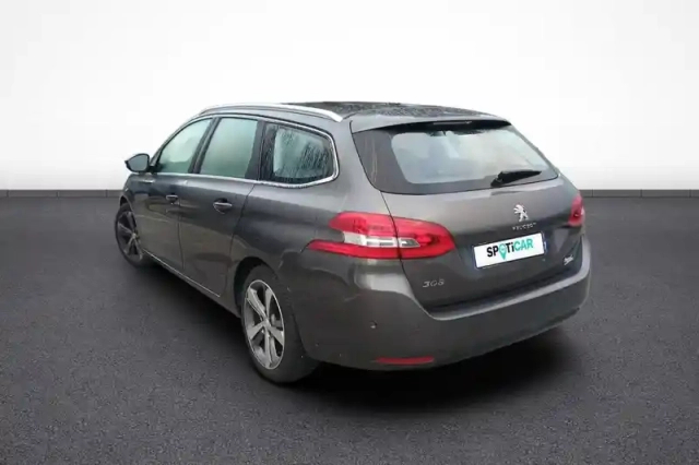 Peugeot 308 sw puretech 130ch s&amp;s bvm6 — photo 4