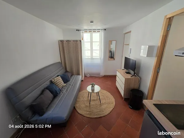 Studio rénové 14m² TOUT COMPRIS - Hyper-centre Perpignan - 2e ét