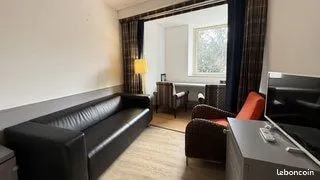 Studio 1 pièce 28 m²