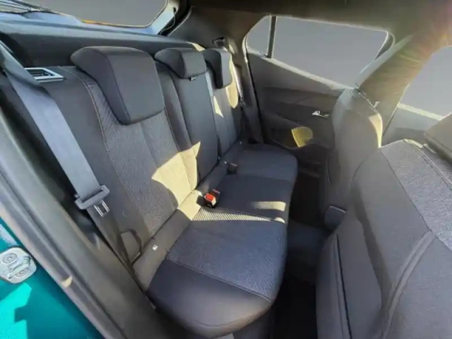 Peugeot 2008 100 style gps camera allure care 8 ans — photo 13